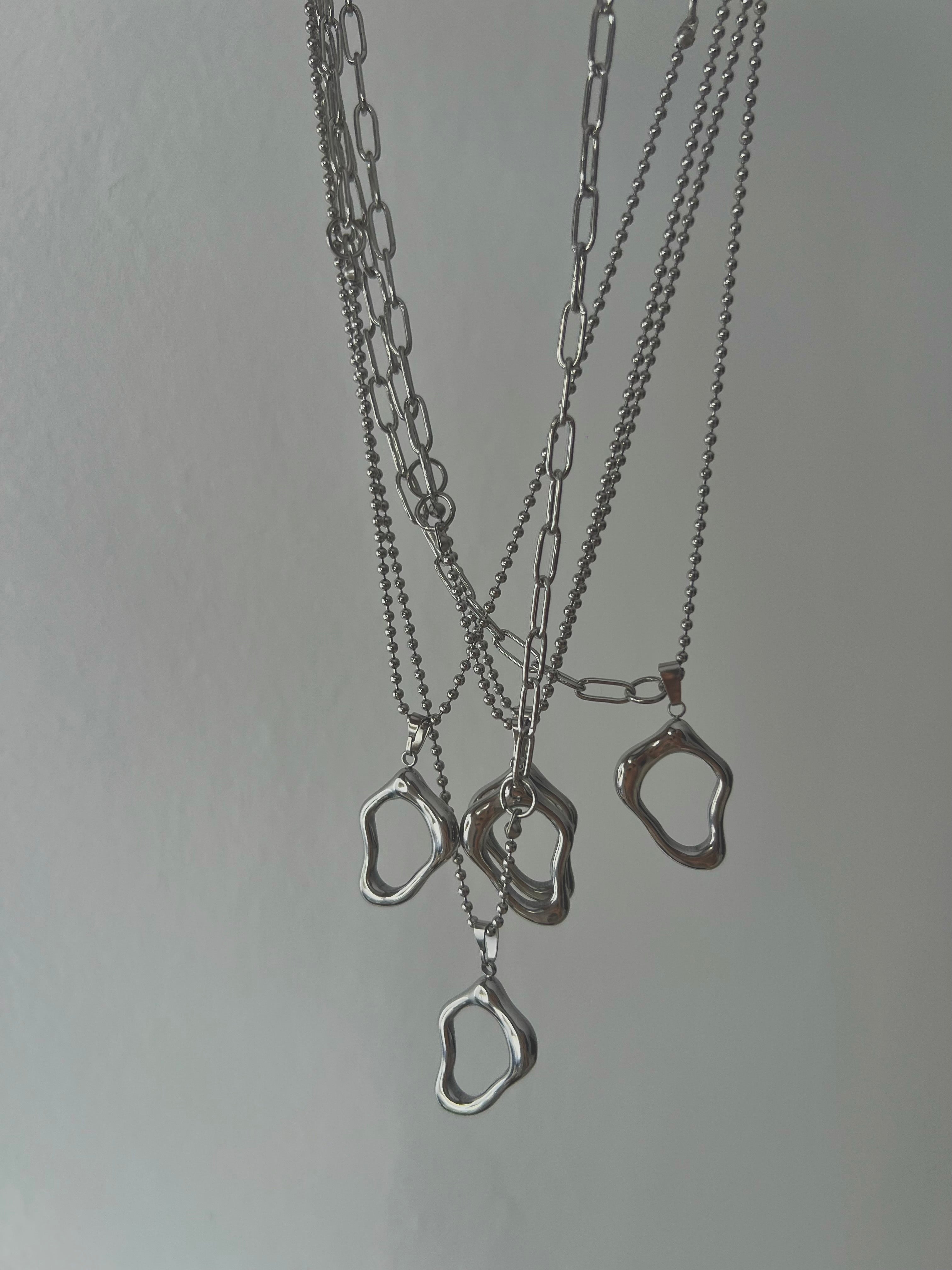 Collar Melted Charm plateado