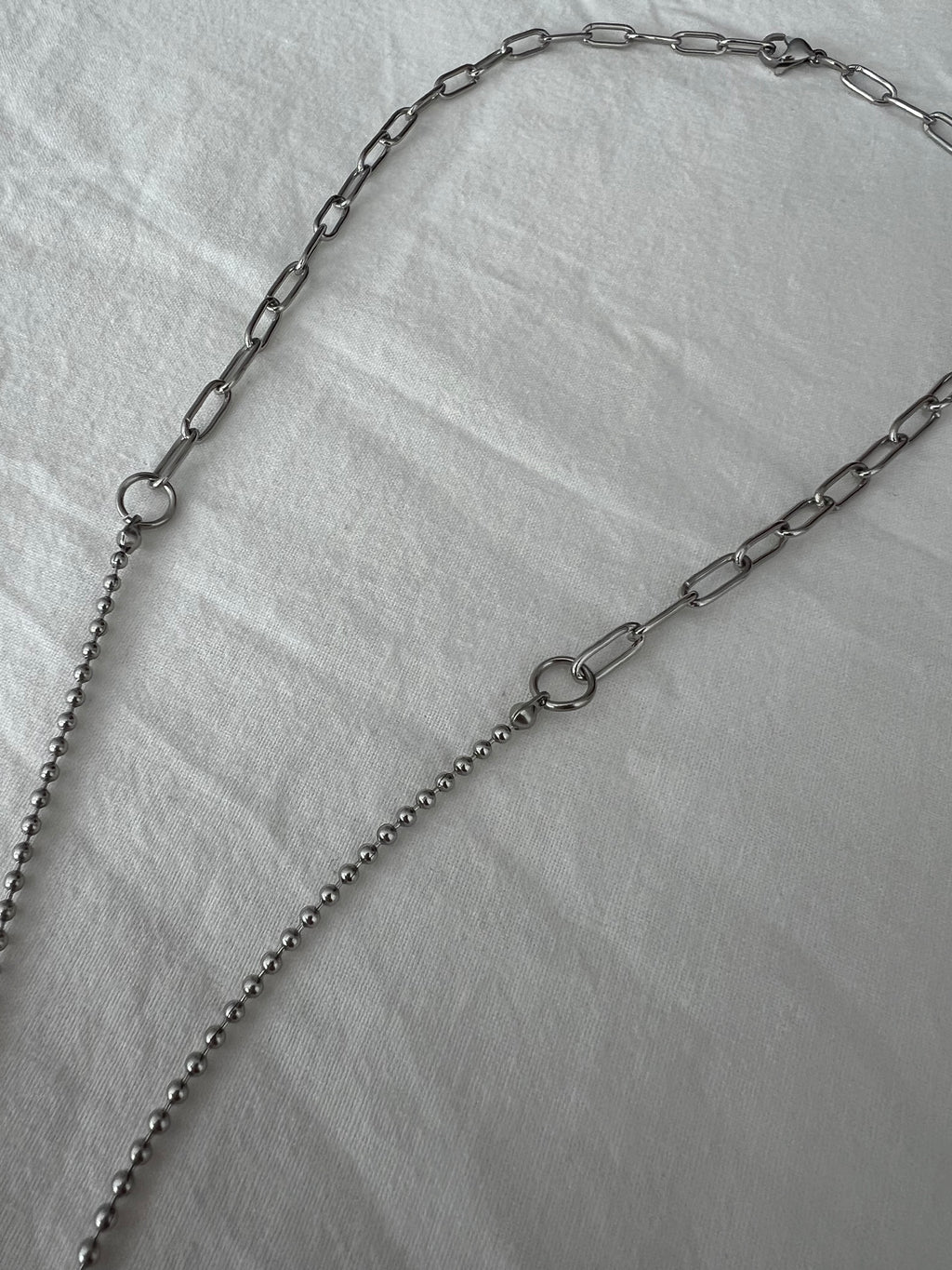 Collar Melted Charm plateado